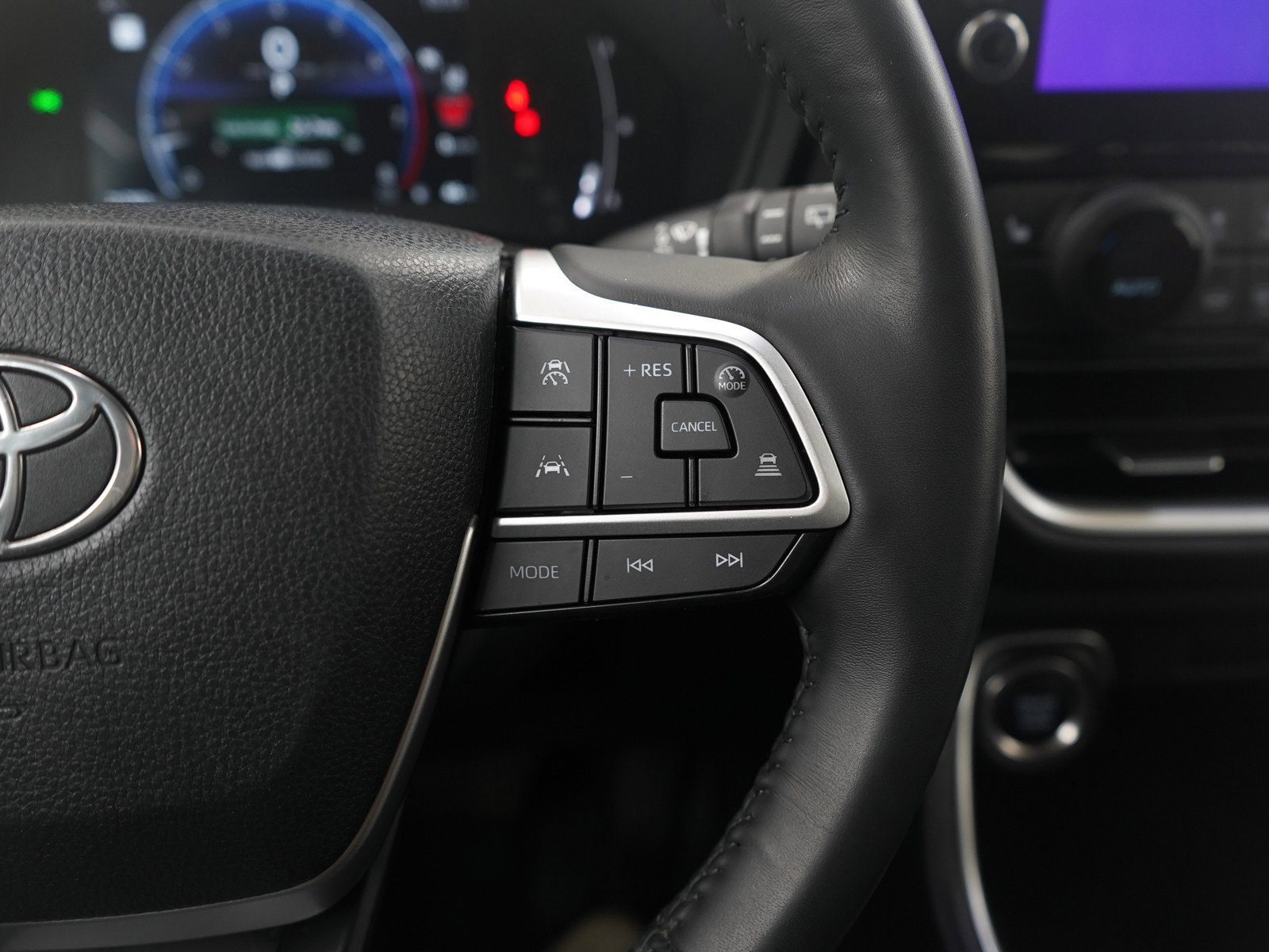 Used 2024 Toyota Grand Highlander XLE image 29