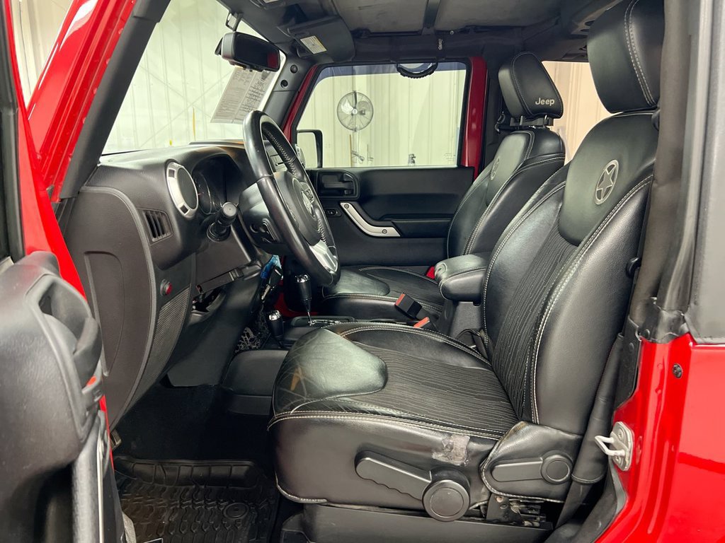 Used 2014 Jeep Wrangler Sport AWD/4WD image 17