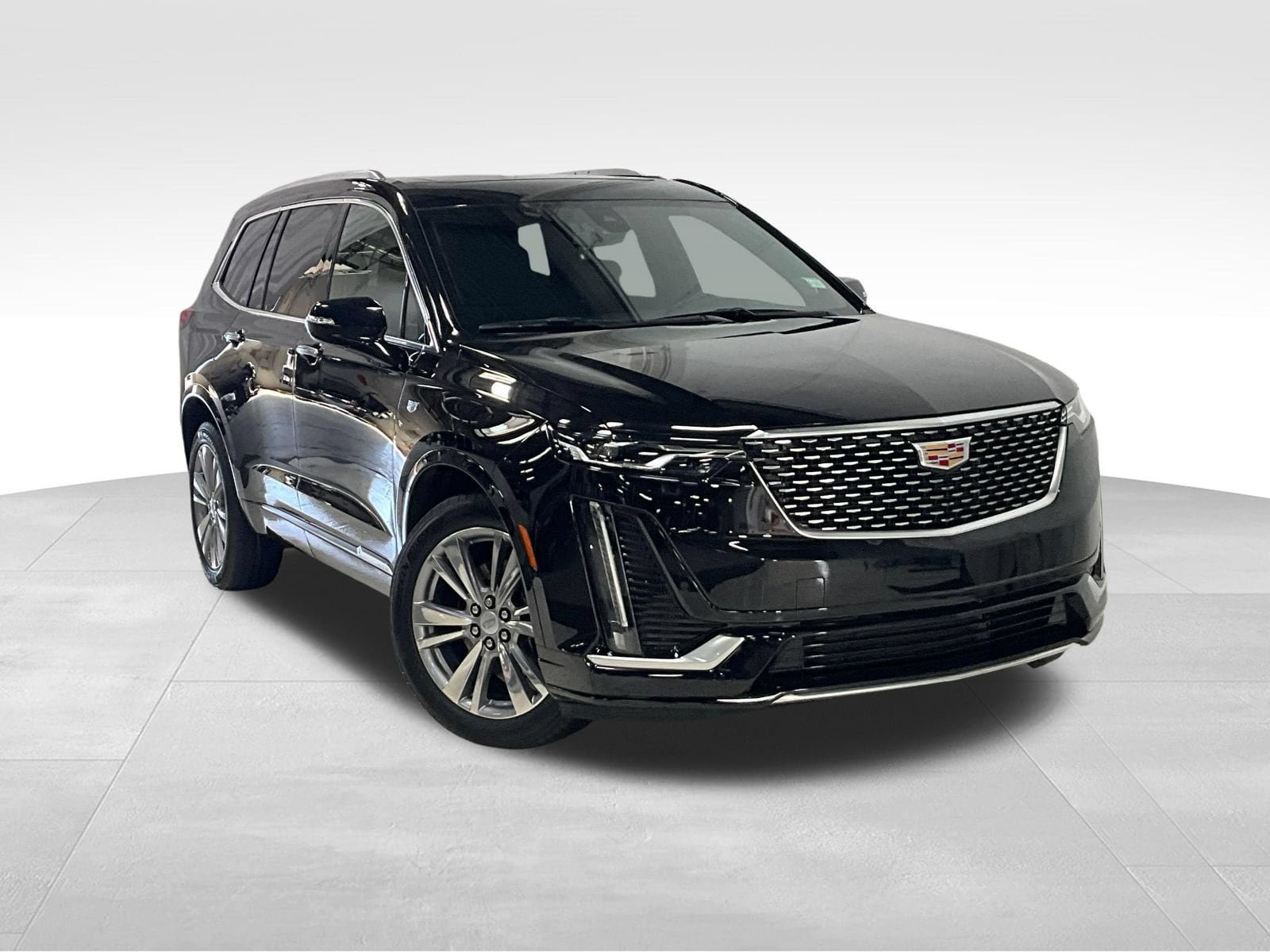 Used 2024 Cadillac XT6 Premium Luxury AWD/4WD image 1
