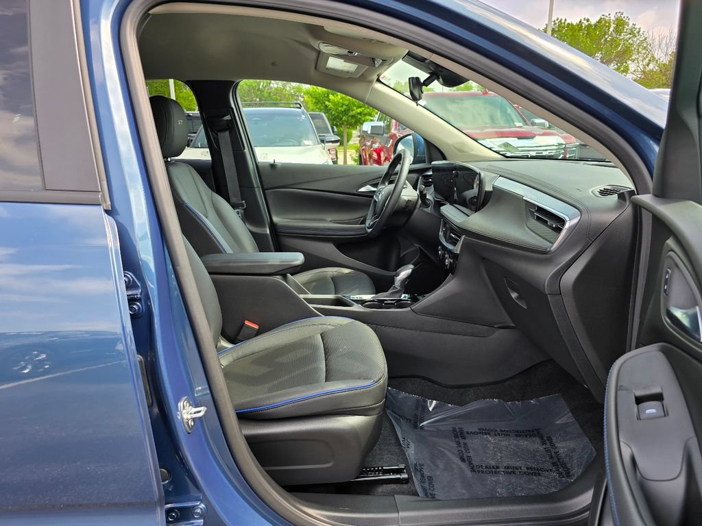 Certified 2026 Buick Encore GX Sport Touring w/ Comfort Package AWD/4WD image 27