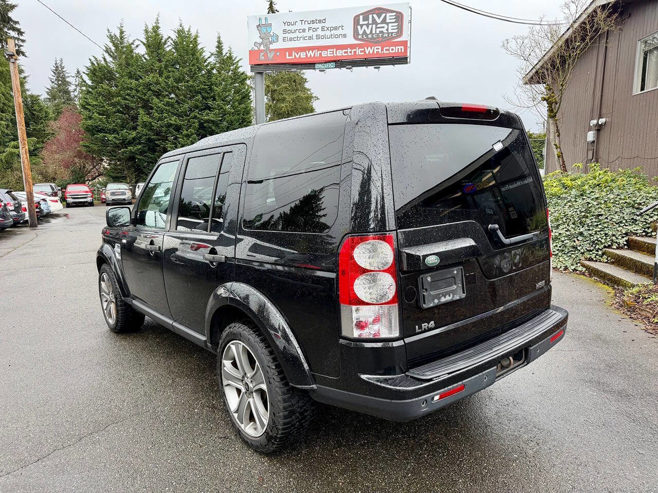 Used 2013 Land Rover LR4 HSE AWD/4WD image 4