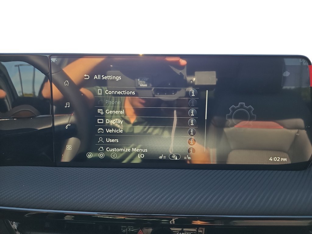 New 2027 Nissan Kicks SR w/ Cold Weather Package FWD image 22