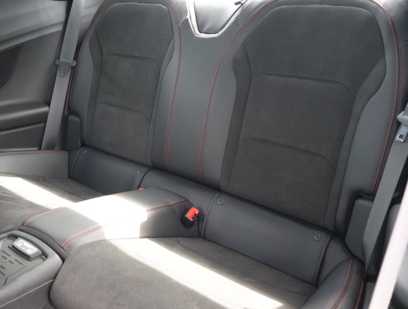 Used 2019 Chevrolet Camaro ZL1 RWD image 19