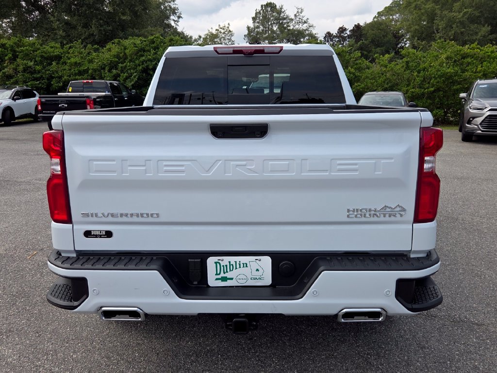 New 2026 Chevrolet Silverado 1500 High Country w/ Technology Package AWD/4WD image 11
