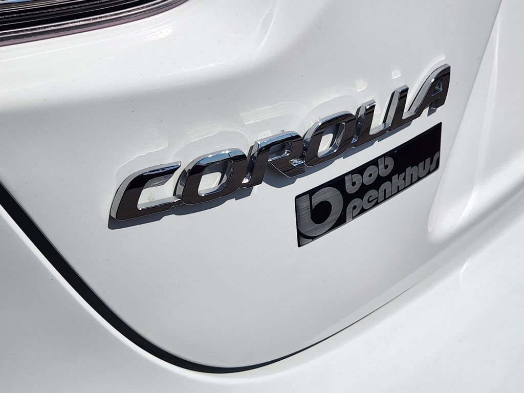 Used 2026 Toyota Corolla LE FWD image 31
