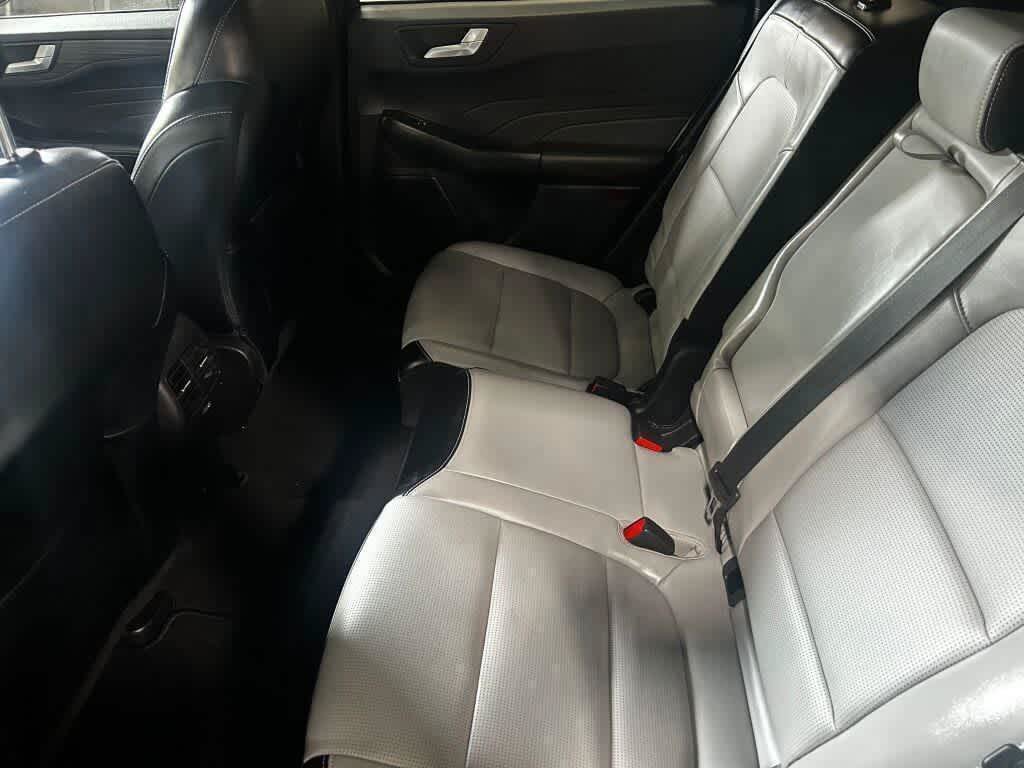 Used 2023 Ford Escape Platinum FWD image 19