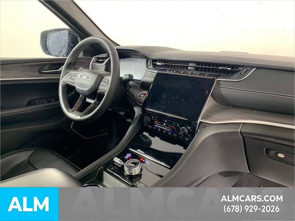 Used 2024 Jeep Grand Cherokee Limited 4xe image 32