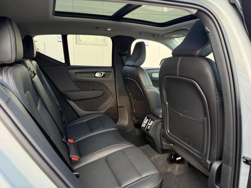 Used 2026 Volvo XC40 B5 Plus AWD/4WD image 10
