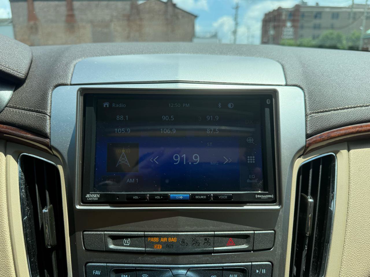 Used 2010 Cadillac CTS Luxury RWD image 10