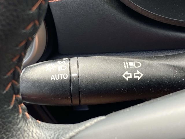 Used 2023 Nissan Versa SR w/ Trunk Package image 25