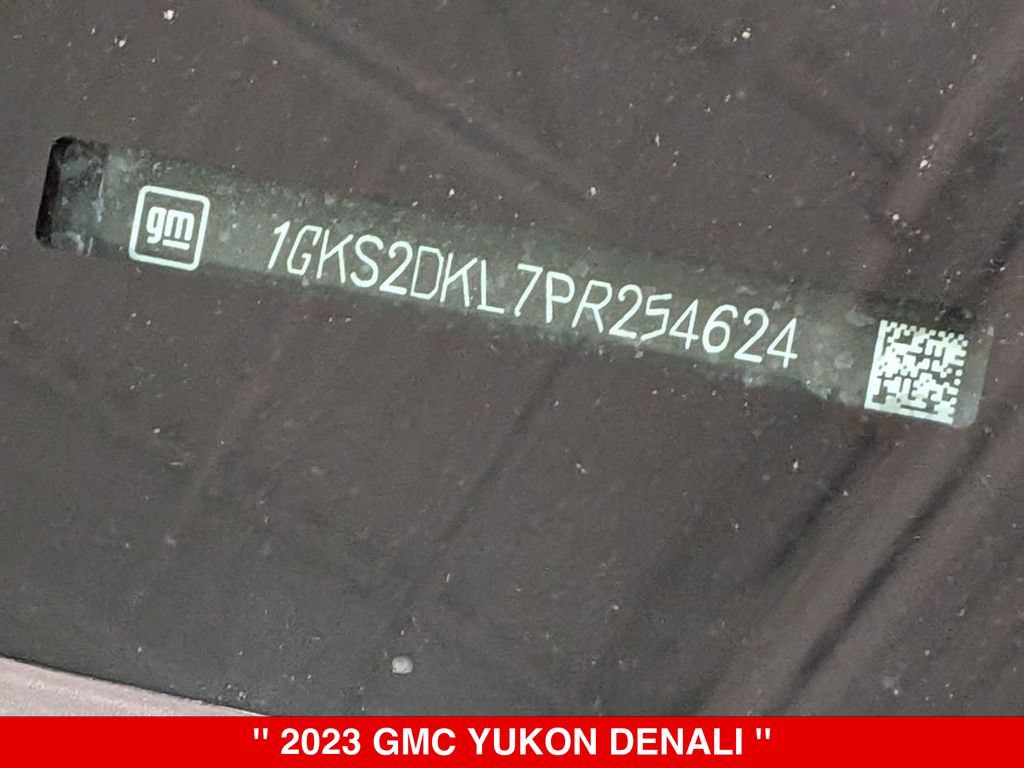 Used 2023 GMC Yukon Denali w/ Advanced Technology Package AWD/4WD image 41