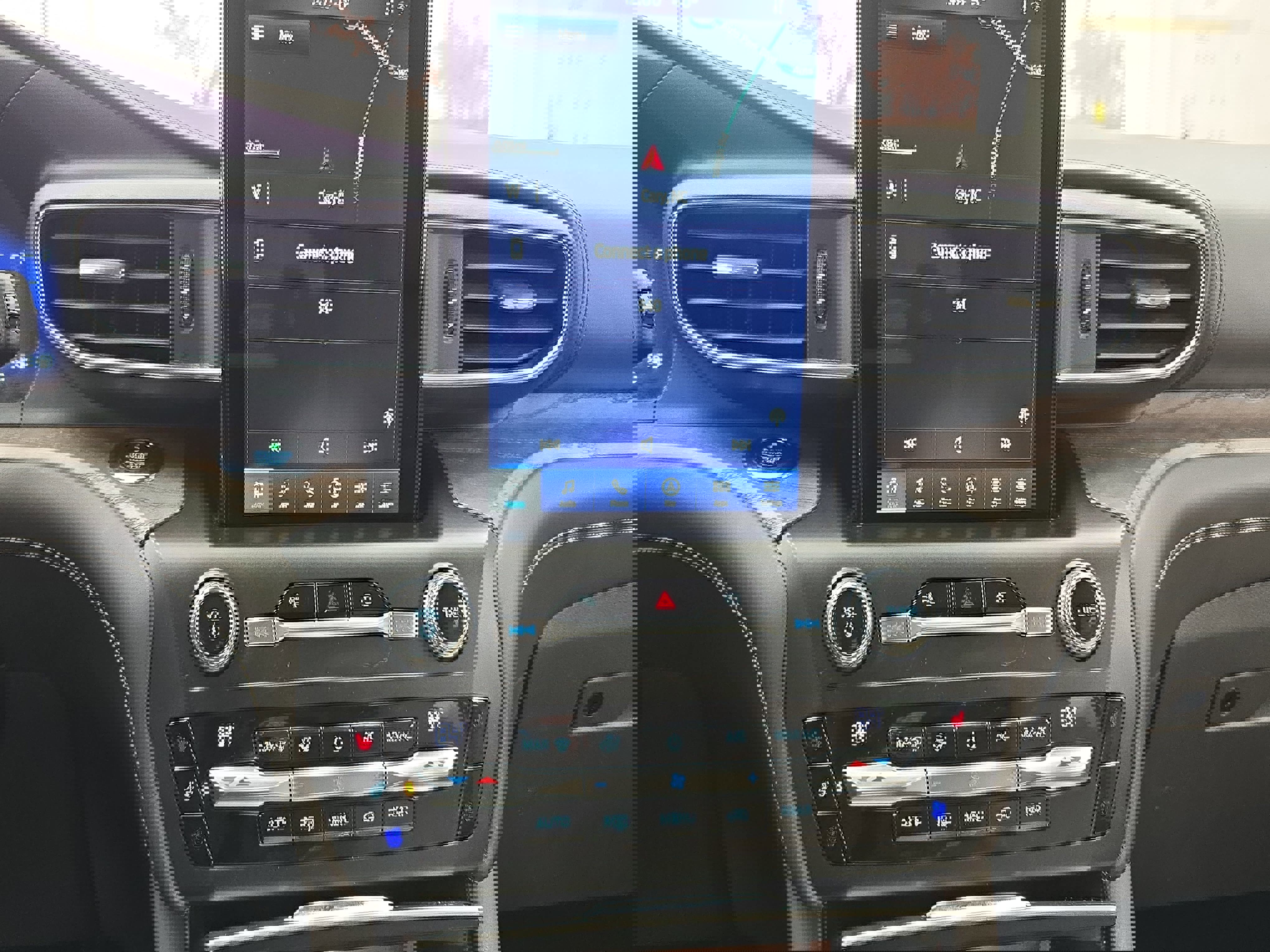 Used 2020 Ford Explorer Platinum w/ Premium Technology Package image 21