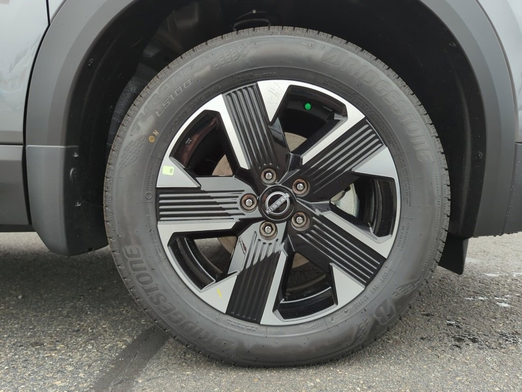 New 2026 Nissan Kicks SV w/ Cold Weather Package image 9