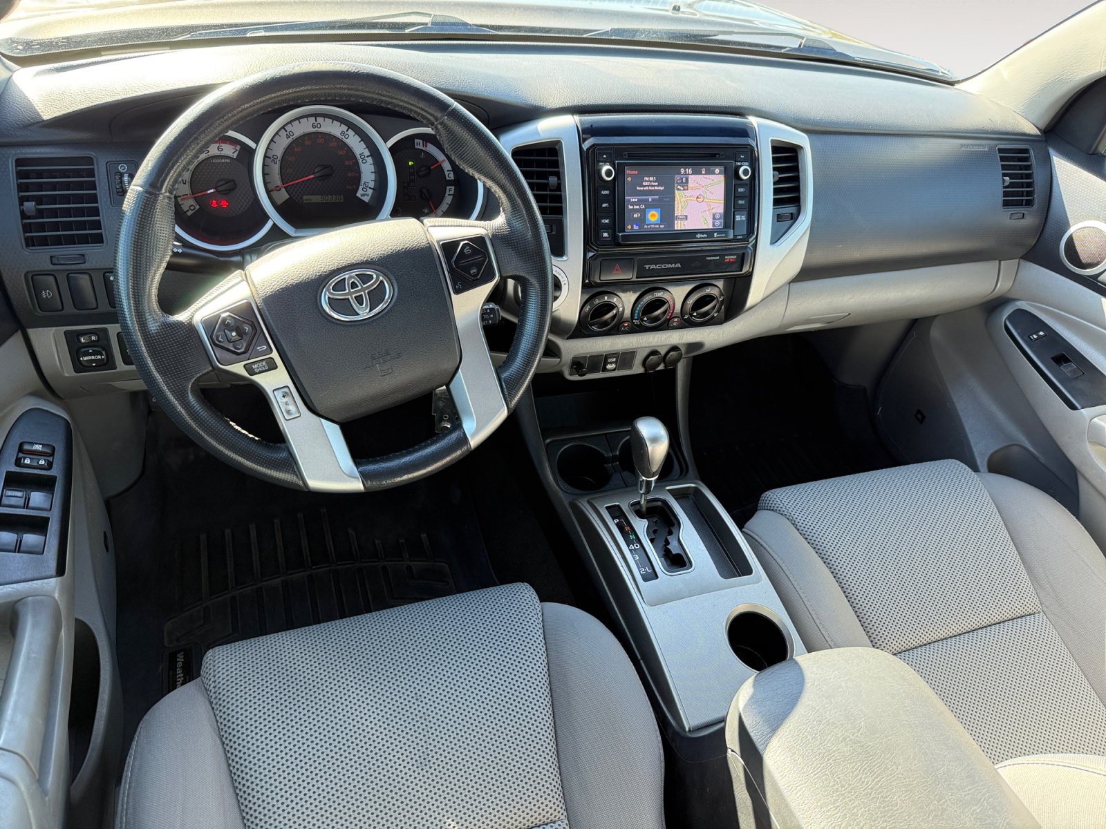 Used 2015 Toyota Tacoma 4x4 Double Cab w/ TRD Sport Package image 15