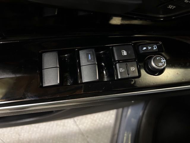 Certified 2023 Subaru Solterra AWD image 50