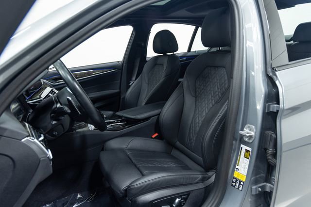 Used 2023 BMW 540i xDrive w/ M Sport Package image 23