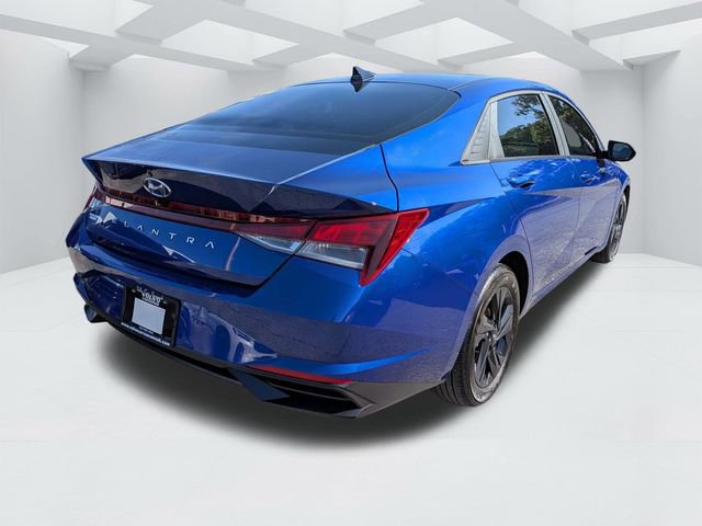 Used 2023 Hyundai Elantra SEL FWD image 5