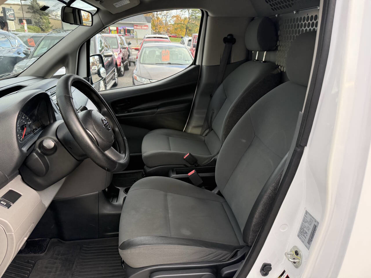 Used 2017 Nissan NV200 S w/ Cruise Control Package image 6