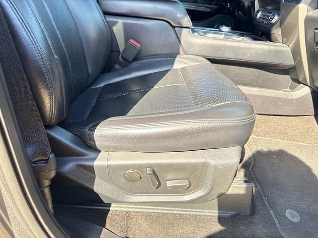 Used 2019 Ford Expedition XLT w/ Equipment Group 202A image 17