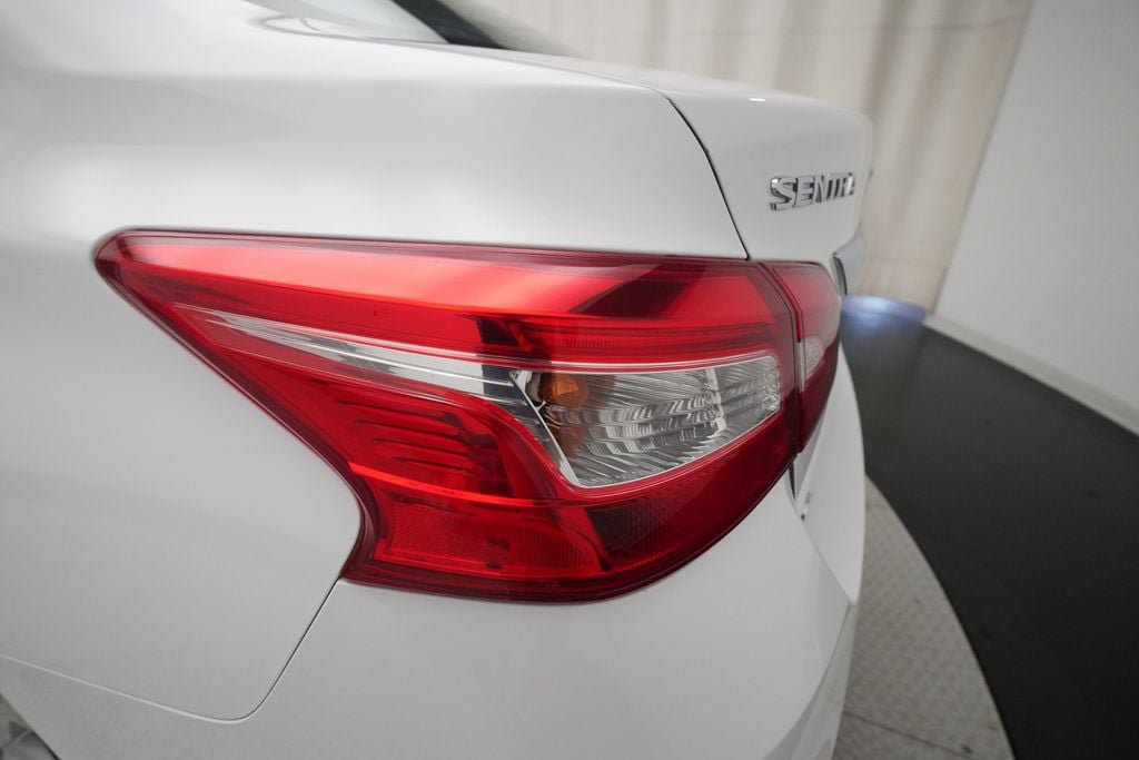 Used 2018 Nissan Sentra SV FWD image 33