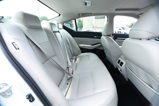 Used 2019 Nissan Altima 2.5 Platinum AWD/4WD image 28