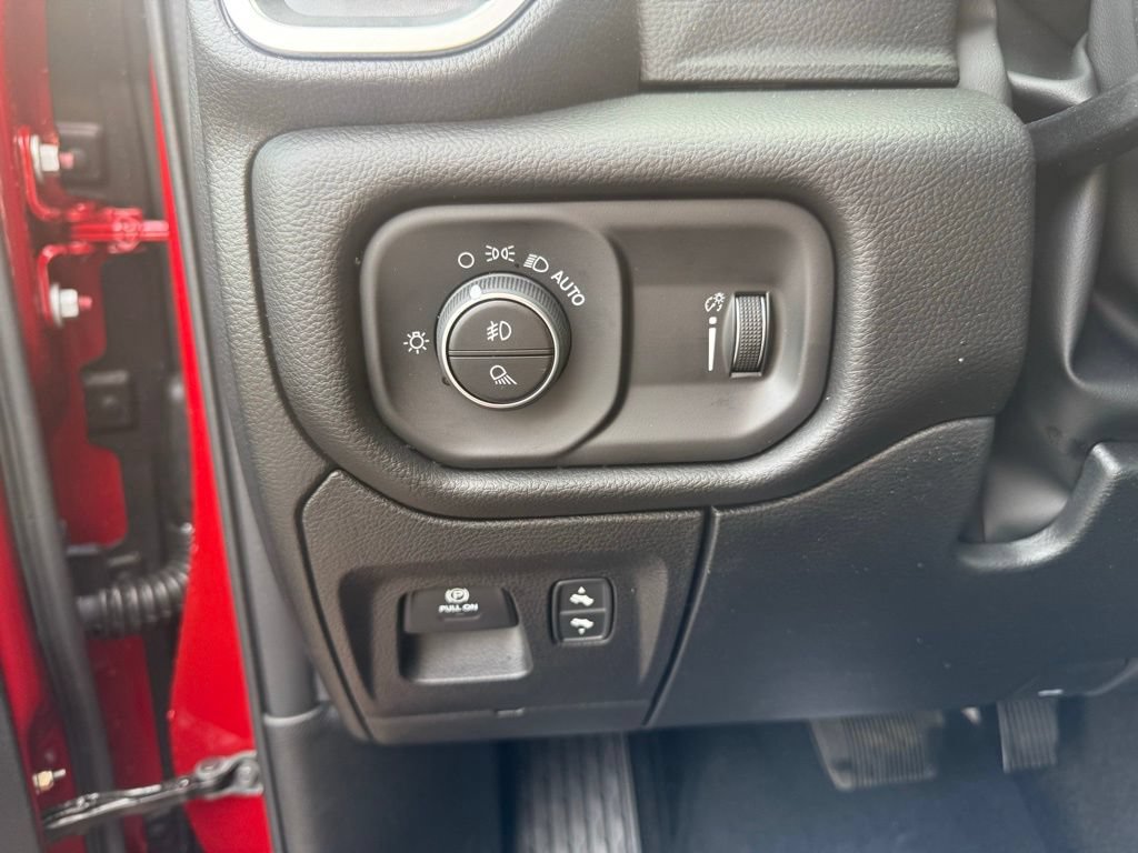 New 2026 RAM 1500 Big Horn AWD/4WD image 13