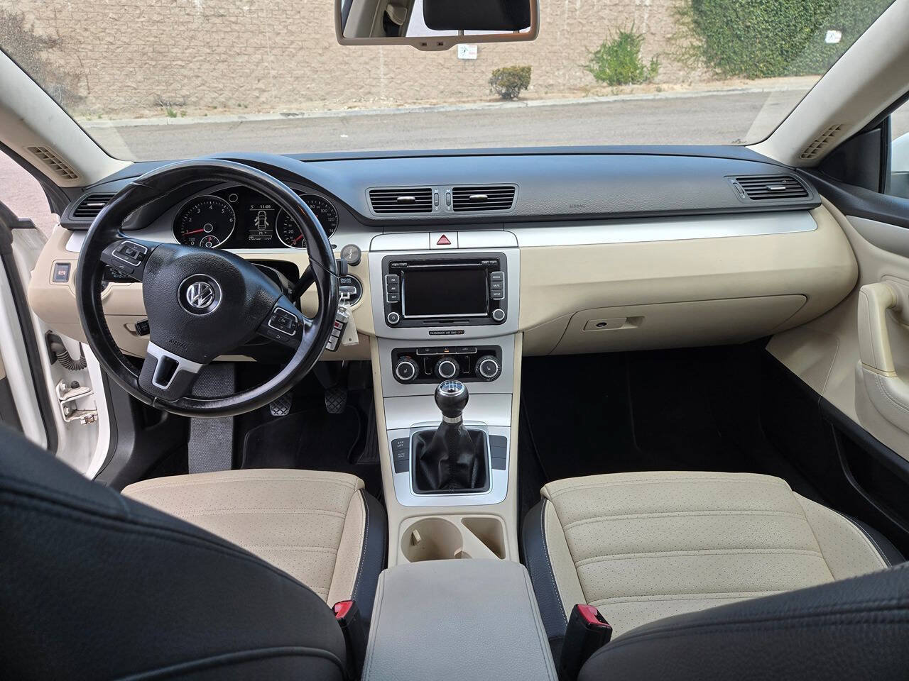 Used 2010 Volkswagen CC Sport FWD image 32
