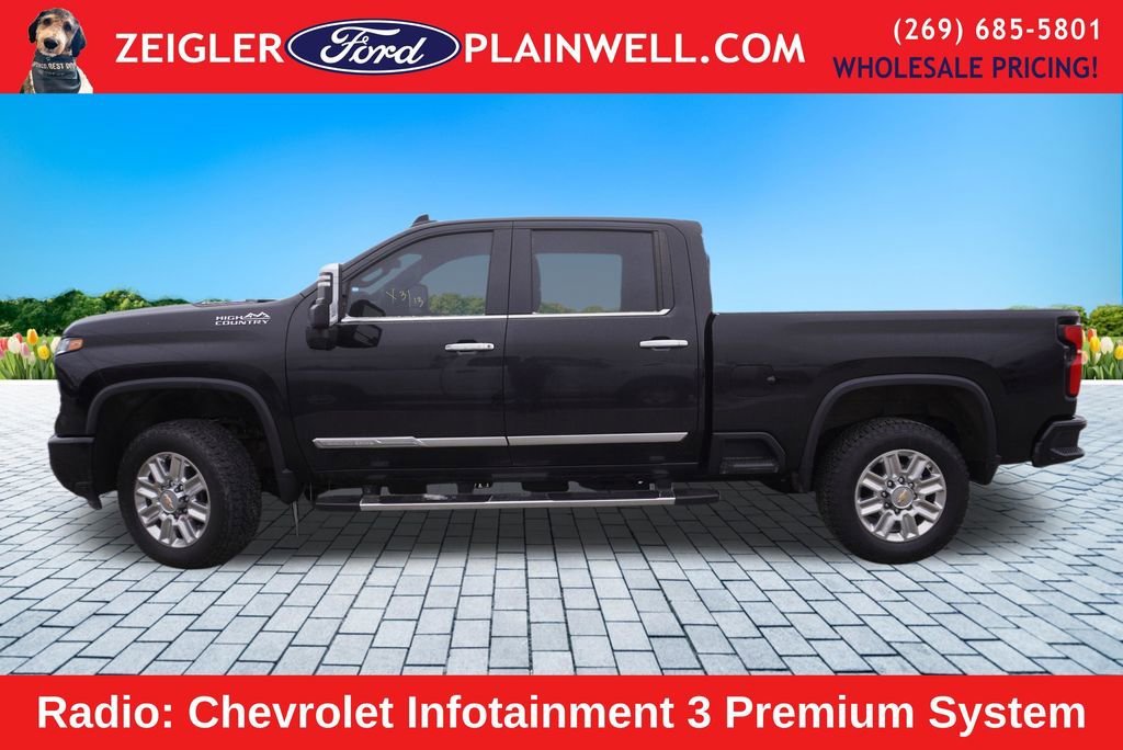 Used 2024 Chevrolet Silverado 2500 High Country image 3