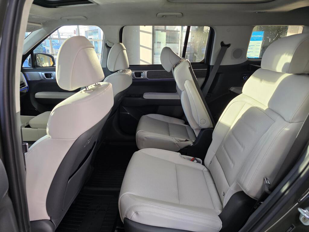New 2026 Hyundai Santa Fe Calligraphy AWD/4WD image 30