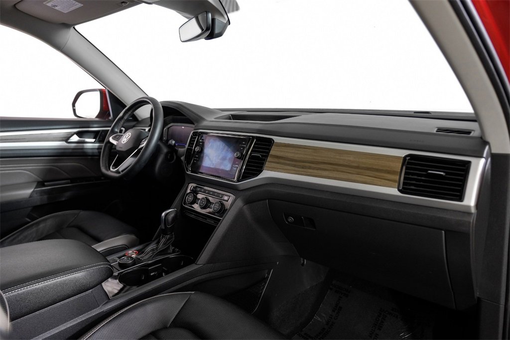 Used 2021 Volkswagen Atlas SEL Premium image 12