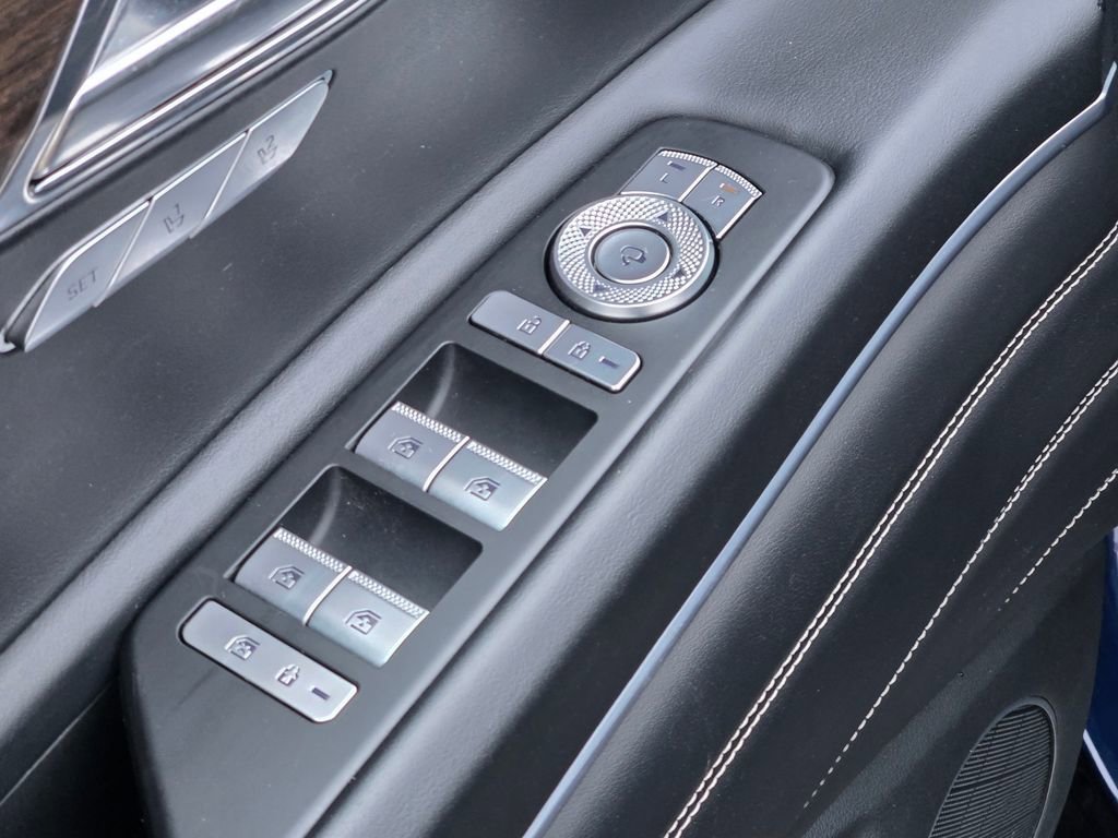 Used 2024 Genesis GV80 2.5T AWD/4WD image 33