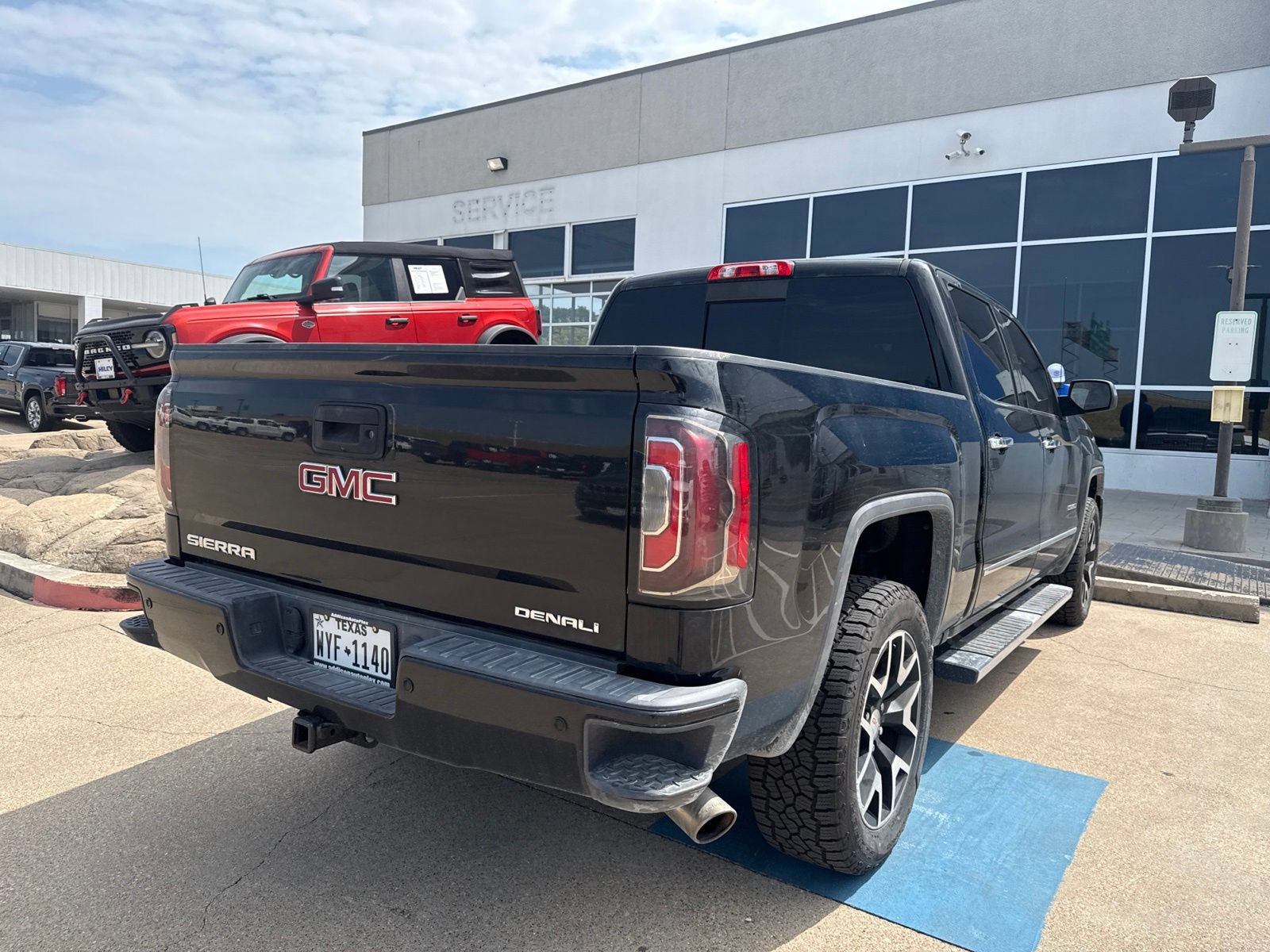 Used 2017 GMC Sierra 1500 Denali AWD/4WD image 6