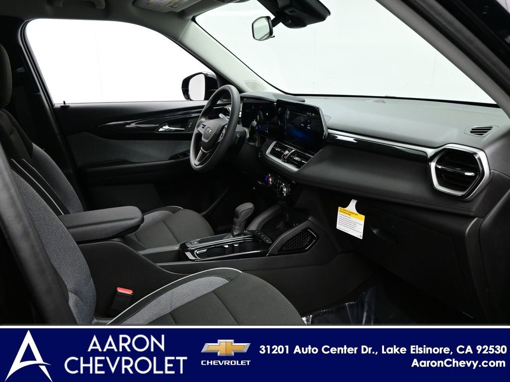 New 2026 Chevrolet TrailBlazer LT w/ Midnight Edition image 9