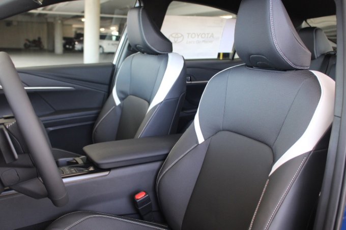New 2026 Toyota Camry SE image 9