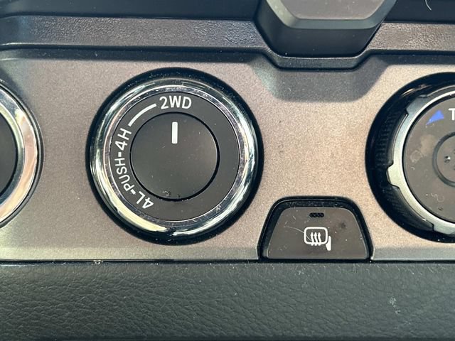 Used 2023 Toyota Tacoma TRD Sport w/ Technology Package AWD/4WD image 23