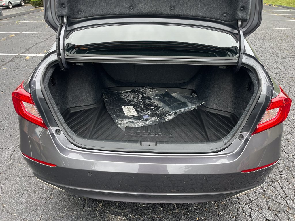 Used 2022 Honda Accord Touring image 25