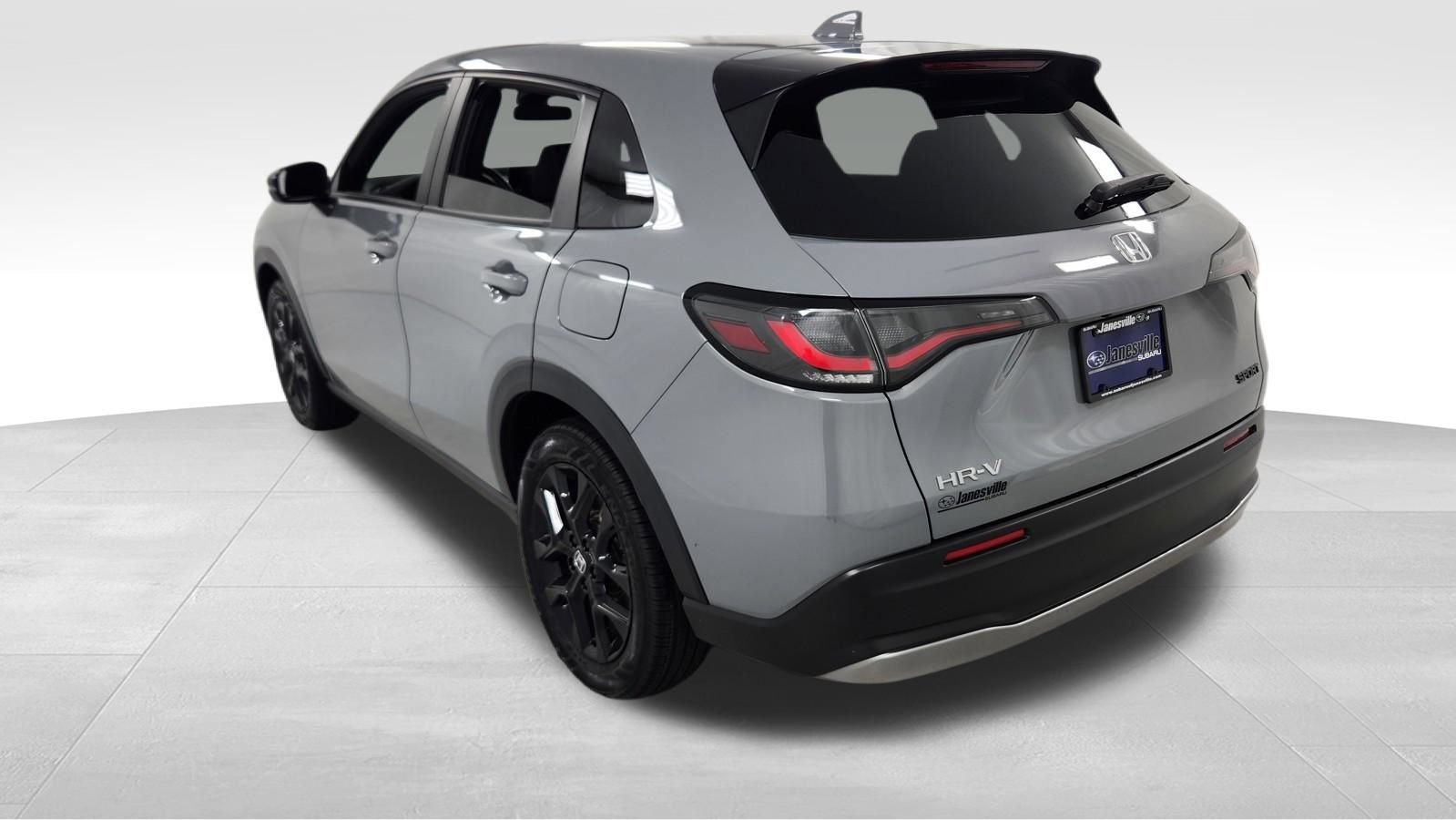 Used 2024 Honda HR-V Sport image 5
