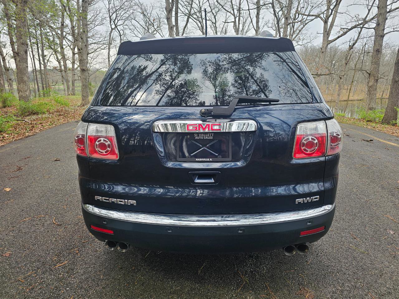 Used 2012 GMC Acadia SLE image 7
