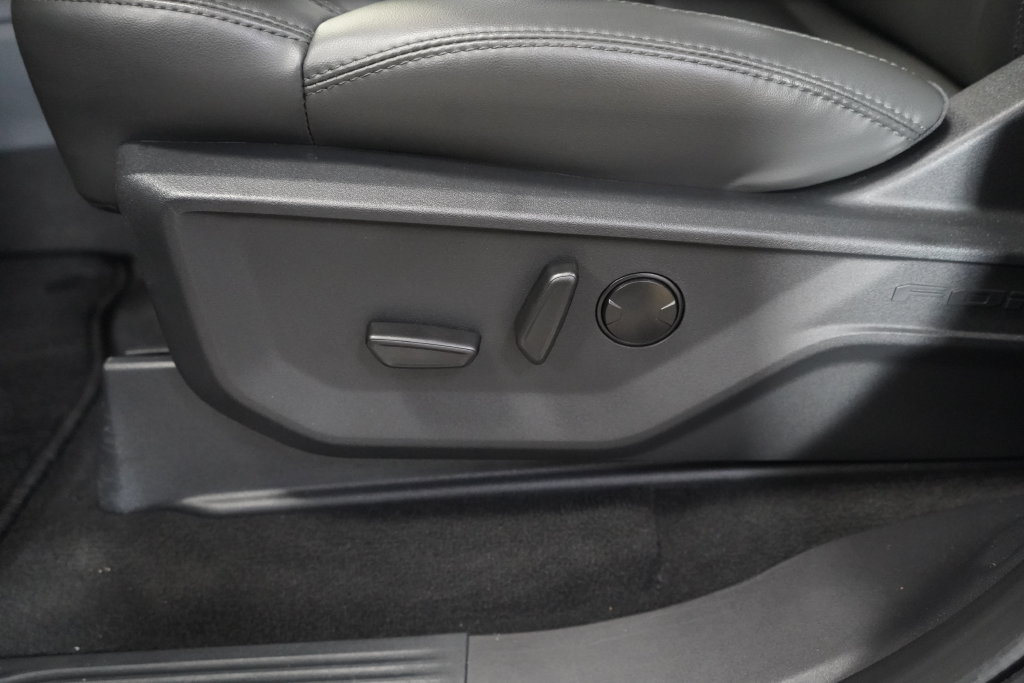 New 2026 Ford Expedition Active AWD/4WD image 18