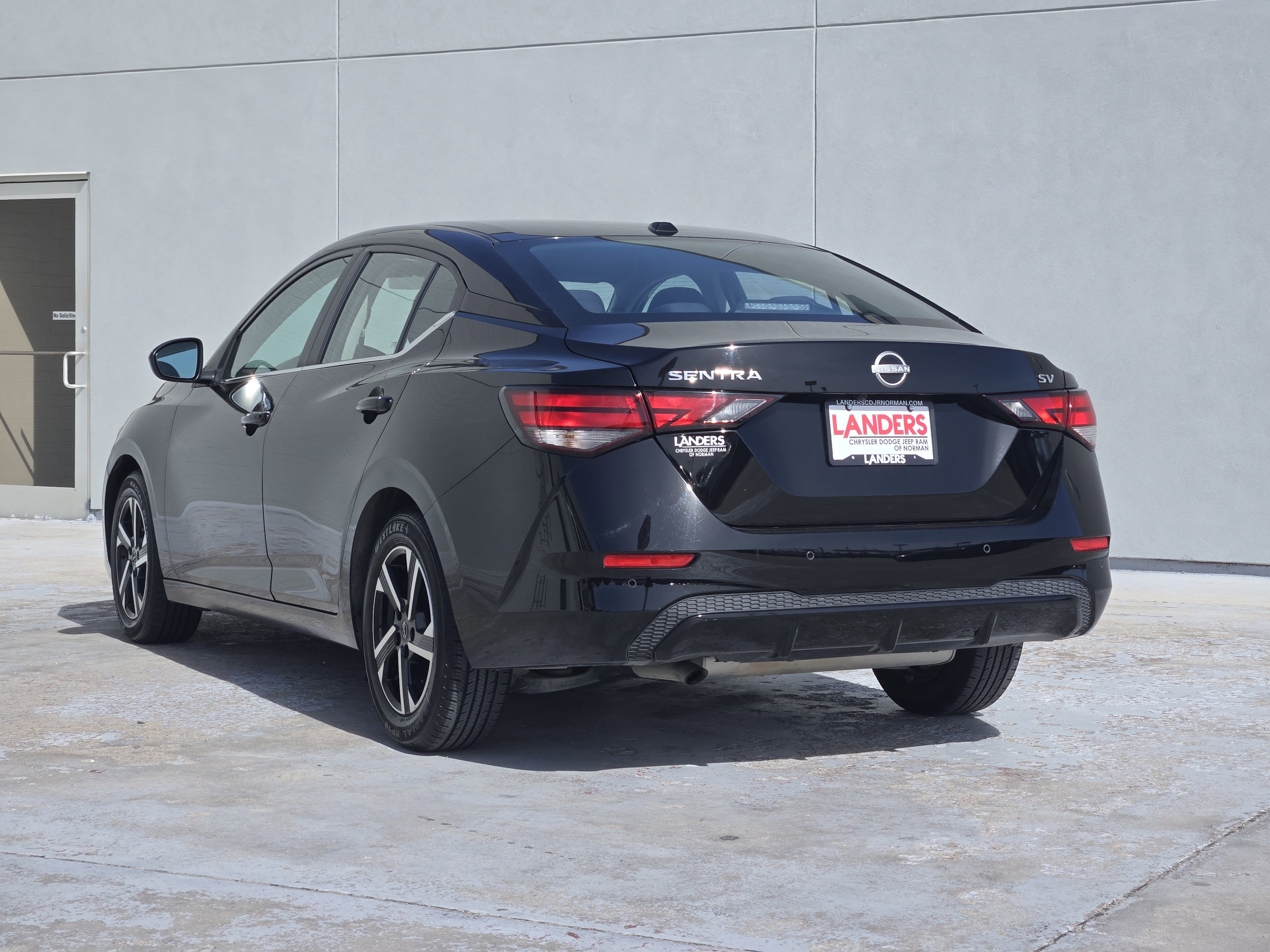 Used 2024 Nissan Sentra SV image 6