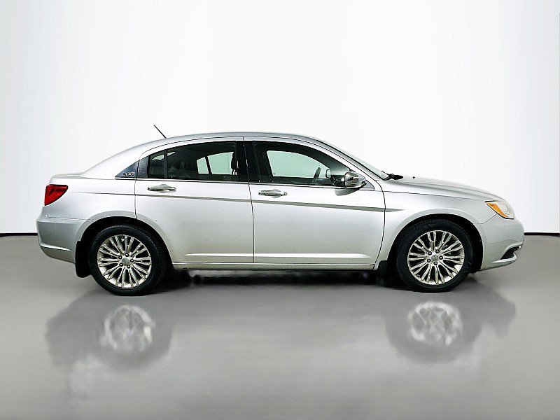 Used 2012 Chrysler 200 Limited w/ Sun/Sound Group FWD image 8