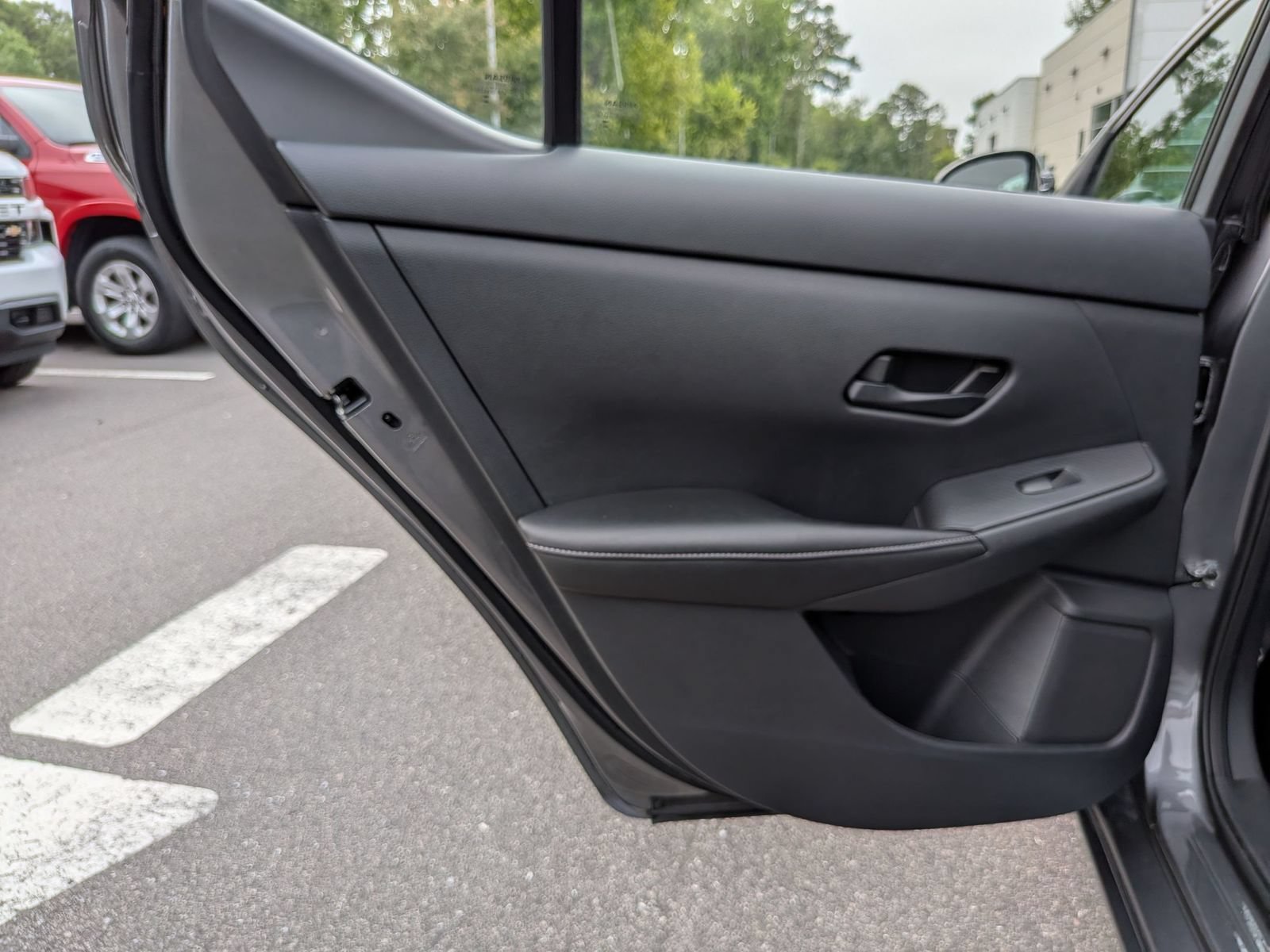 Used 2024 Nissan Sentra SV FWD image 26