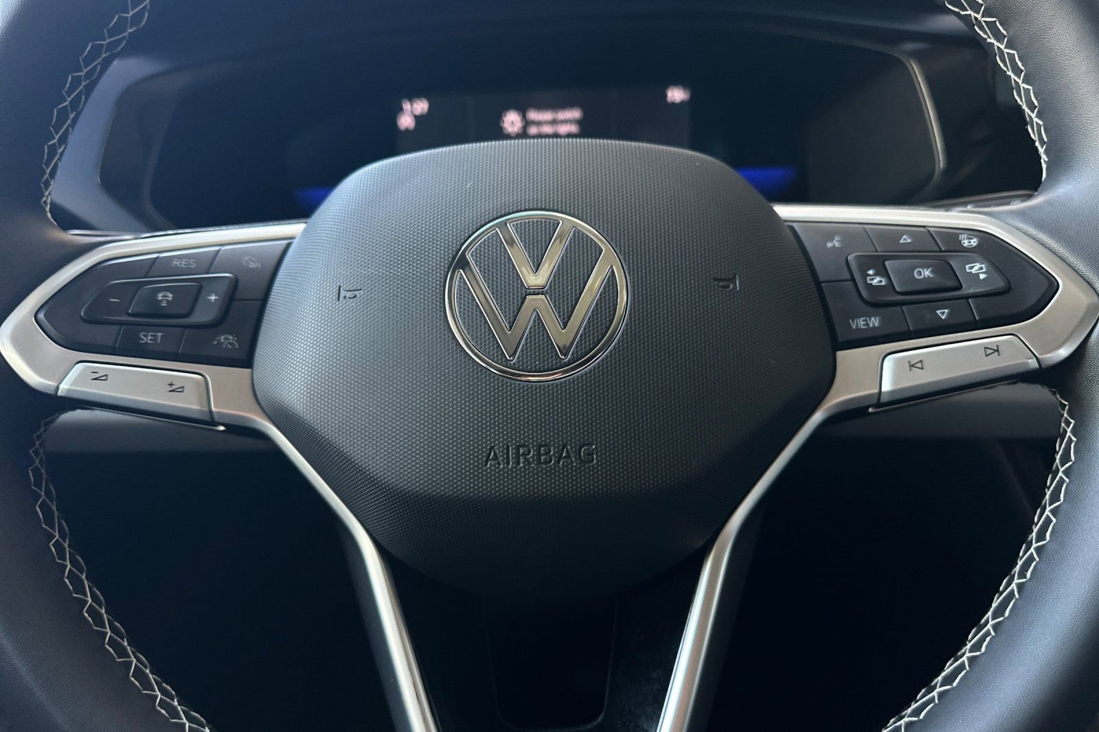 Used 2023 Volkswagen Taos SE FWD image 24