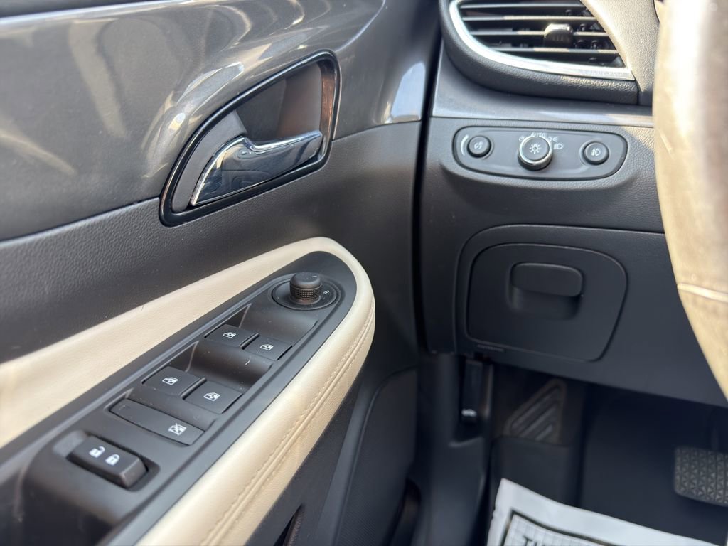 Certified 2018 Buick Encore Essence w/ Experience Buick Package FWD image 22