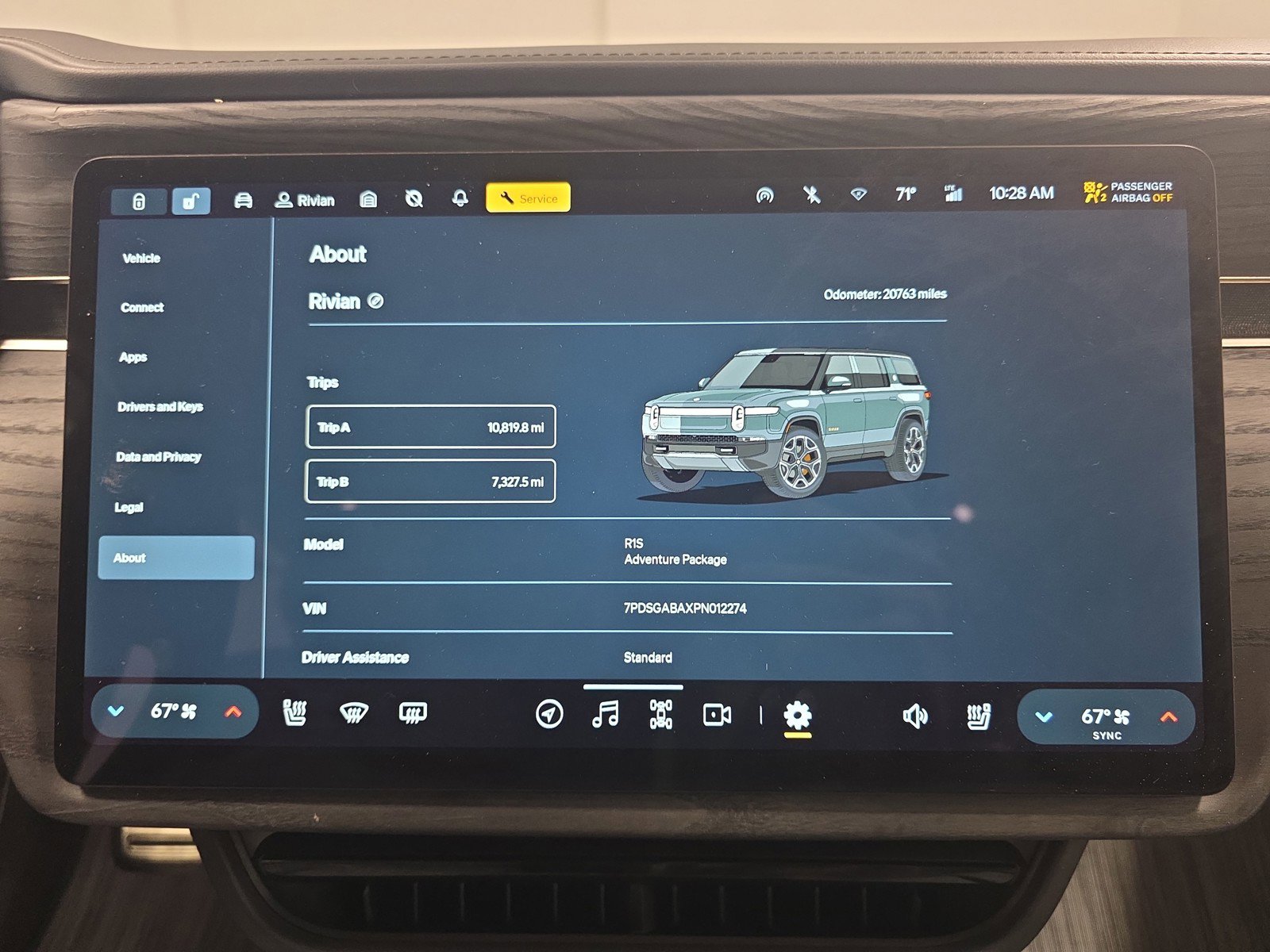 Used 2023 Rivian R1S Adventure AWD/4WD image 29