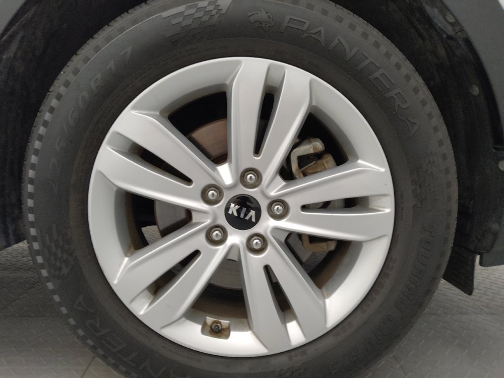 Used 2017 Kia Sportage LX FWD image 31