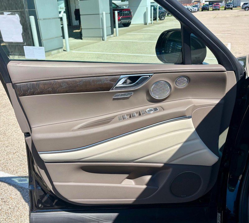 Used 2024 Genesis GV80 3.5T w/ Prestige Package AWD/4WD image 16