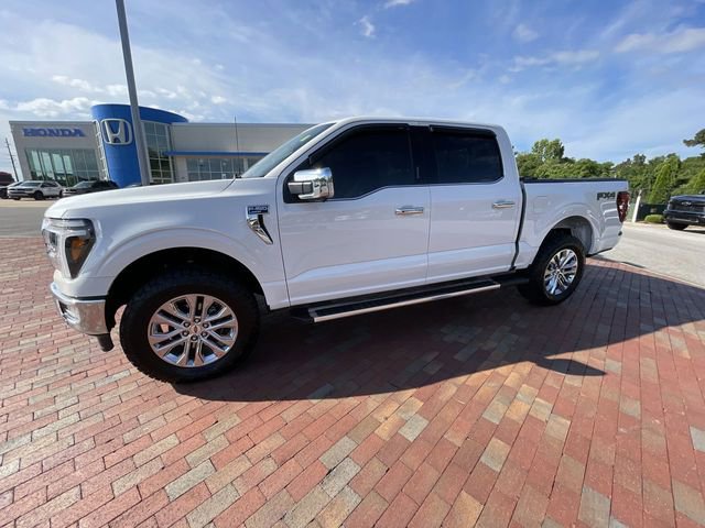 Used 2024 Ford F150 Lariat w/ Bed Utility Package AWD/4WD image 31