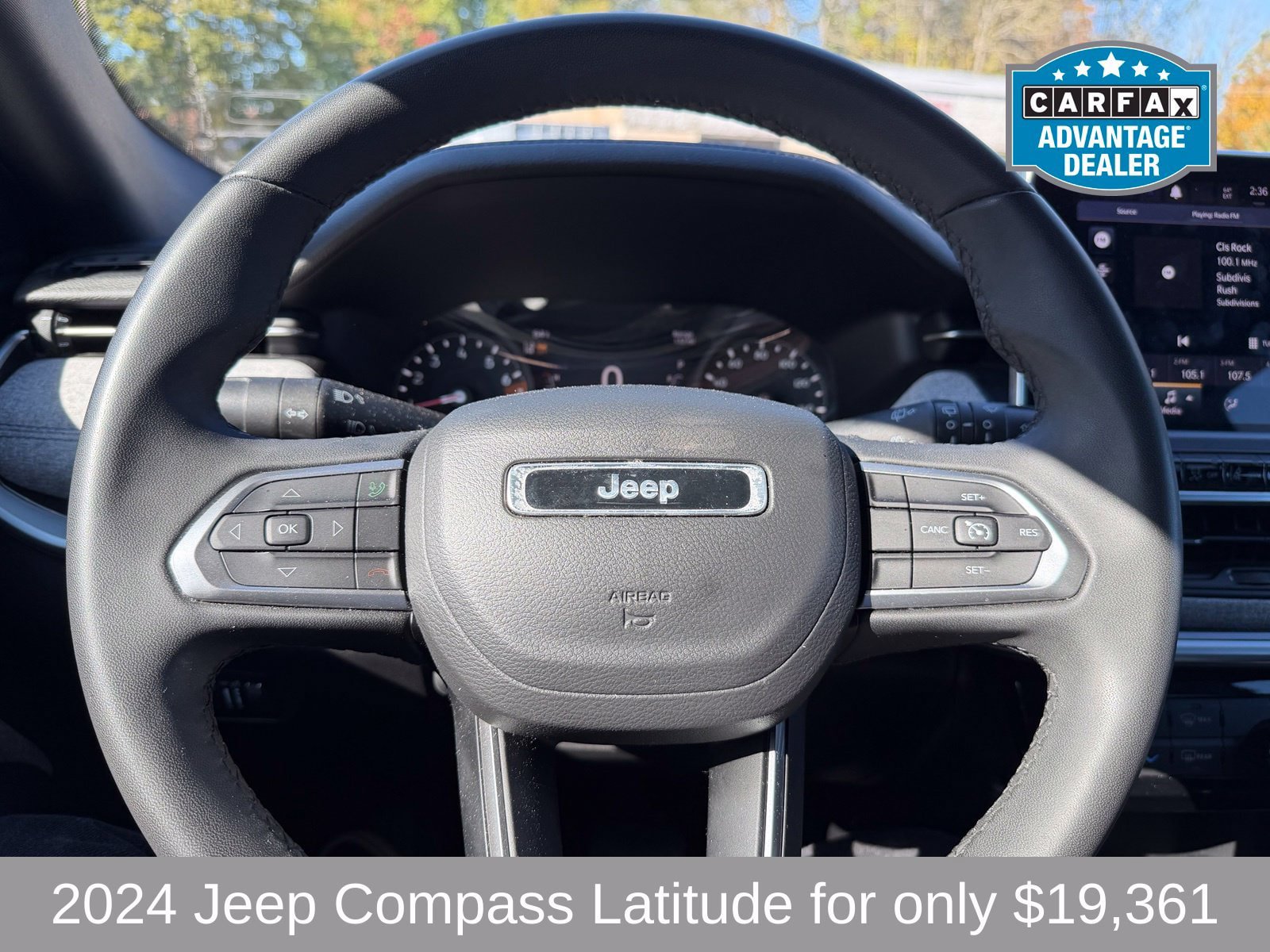 Used 2024 Jeep Compass Latitude AWD/4WD image 10