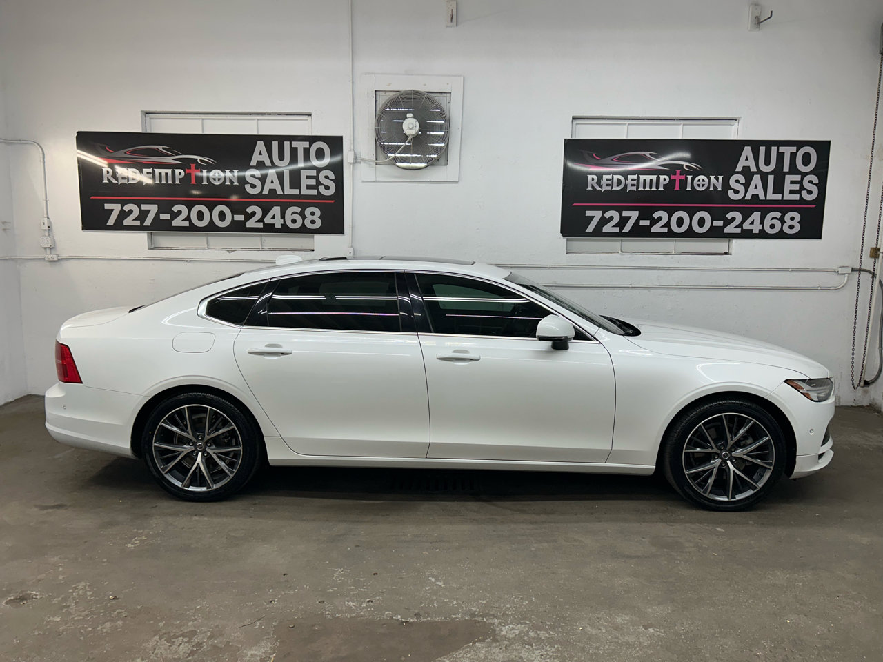 Used 2018 Volvo S90 T5 Momentum w/ Convenience Package AWD/4WD image 12